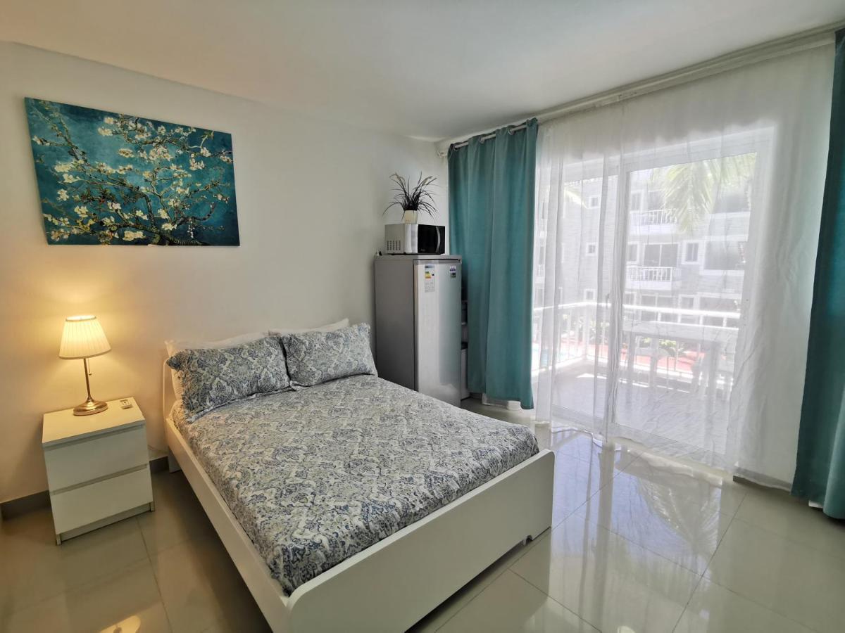 Coral Studios Playa Los Corales - Beach Club And Spa بونتا كانا المظهر الخارجي الصورة